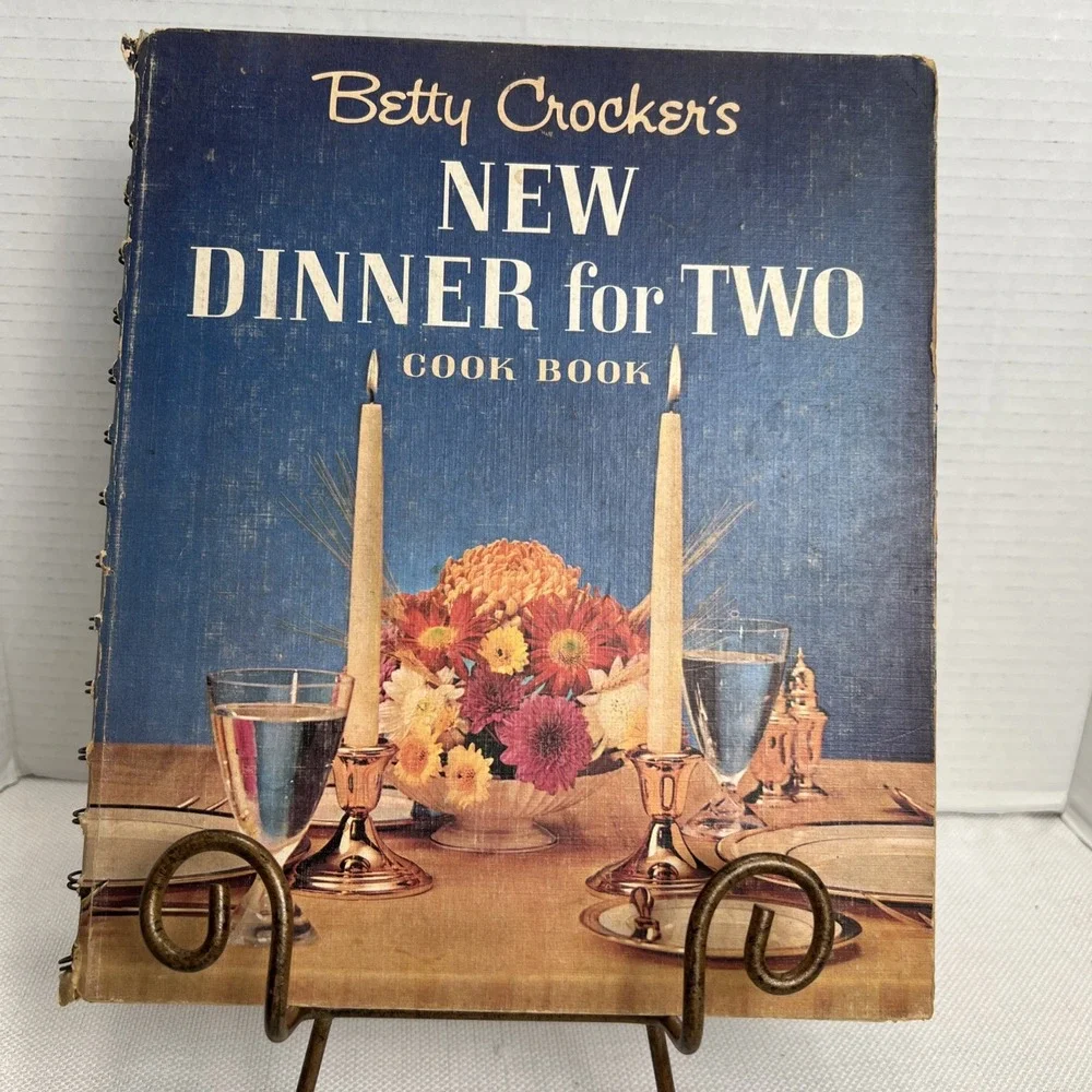 Betty Crocker's New Dinner for Two Cook Book Betty Crocker First Edition 1964